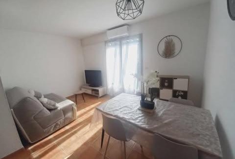 Gaujac House | 40 - Mazet de Provence dans village de vacances