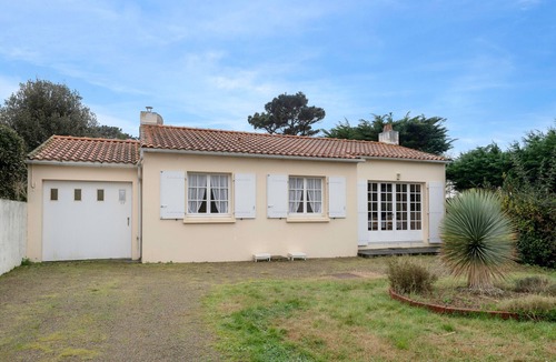 Prefailles House | 400m from the beach, Pointe St Gildas, house for 6
