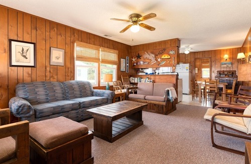 Nags Head House | 401 - Dog-Friendly Rental - minutes to Beach Access, Dowdy Park, and YMCA