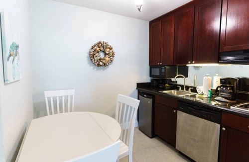 Ruskin Condo | 401 Getaway to a . · U401 Balcony w/River & Sunrise View! Resort Amenities! Free Parking/Wifi
