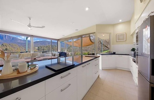 Buckland House | 401Buckland, Buckland