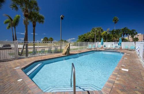 Treasure Island House | 404 - Surf Beach Resort