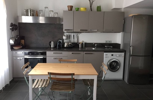 Porquerolles Apartment | 40m2 duplex, sleeps 4 in the heart of the village on the island of Porquerolles