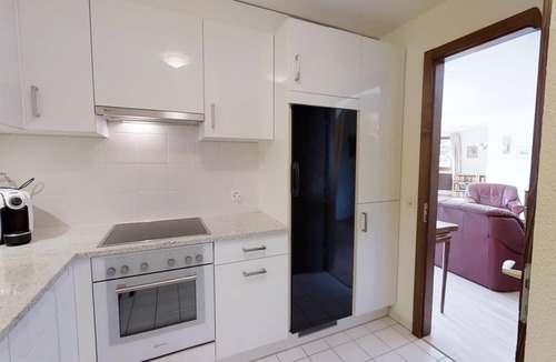 Celerina-Schlarigna Apartment | 4½-room apartment on the second floor, approx.