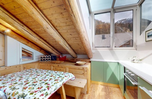 Celerina-Schlarigna Apartment | 4½-room apartment on the 1st and 2nd floor.