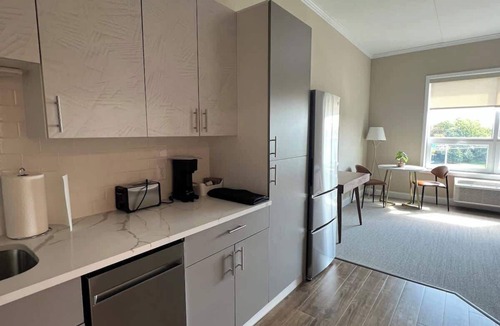 Morgan Apartment | 410 Modern Brand New Studio Apartment