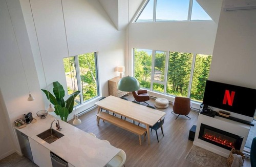 Baie-St-Paul Apartment | 411 | Luxury Condo | Incredible View & Pool