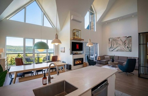 Baie-St-Paul Apartment | 411 | Luxury Condo | Incredible View & Pool