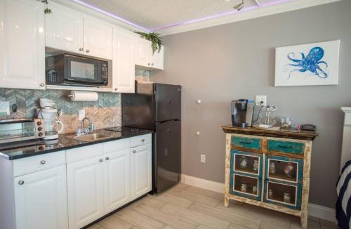 Treasure Island House | 413 - Island Inn