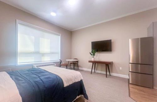 Morgan Apartment | 413 Modern Brand New Studio Apartment