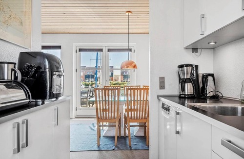 Borre Apartment | 4135 Borre - Klintholm Havneby 35 st.