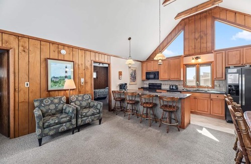 South Nags Head House | 414 Semi-Ocean Front -Walking Distance to Pier!