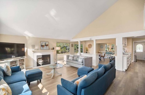 Blue Heron Lake House | 418 Skimmer Cove