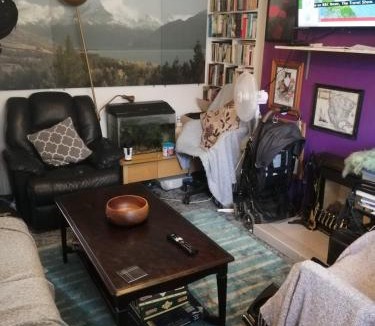 Middle Park and Sutcliffe House | 42 Churchbury Rd, Room 3