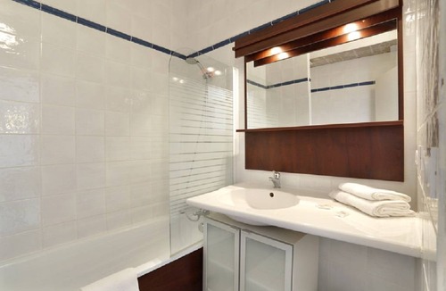 Vallon-Pont-d'Arc Apartment | 42 m² Apartment ∙ 2 guests