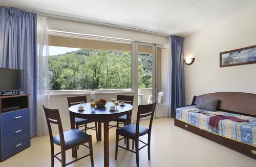 Vallon-Pont-d'Arc Apartment | 42 m² Apartment ∙ 4 guests