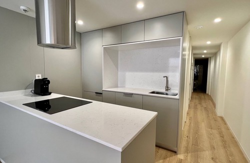 Ensanche Diputacion Apartment | 42 Reyes Catolicos Premium Homes - Deluxe Home