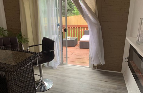 Mount Oliver House | 420 FRIENDLY /ROMANTIC GETAWAY/GREAT HOSTING SPACE