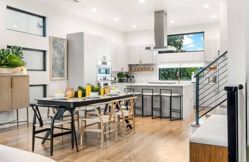 Old East Dallas House | 4219 Munger · Tulum Experience ❃ 3 Nectar BR ❃ Private Terrace