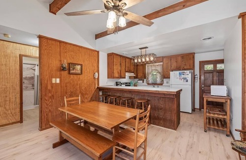 Nags Head House | 424 Community Pool, Elevator, & Screened-In Deck