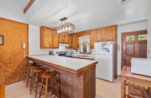 Nags Head House | 424 Community Pool, Elevator, & Screened-In Deck