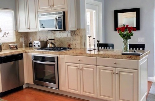 Balboa Peninsula House | 425.00 Nightly May Rates Available! Home just one Home From The Beach!