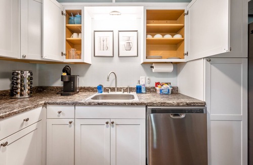 Woodstock Apartment | 4297 Earney Rd, Unit 2, Woodstock