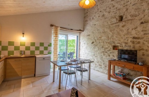 Saint-Christophe-du-Bois House | 43 m² House ∙ 1 bedroom ∙ 4 guests