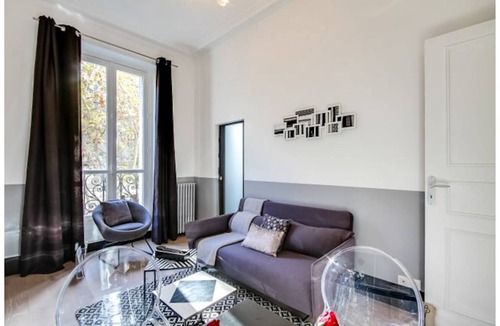 Saint-Germain-des-Pres Apartment | 43 m² Apartment ∙ 1 bedroom ∙ 2 guests