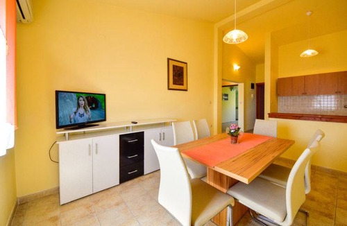 Rab Apartment | 43 m² Apartment ∙ 2 bedrooms ∙ 4 guests