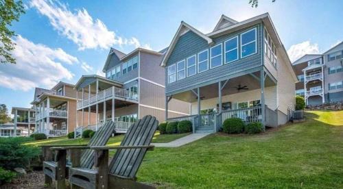Leesburg House | 43 Making Memories