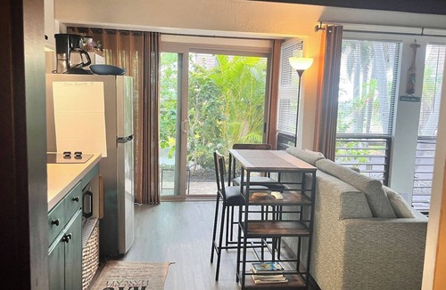 Punaluu Condo | #43 Studio Queen Bed, Sofa Sleeper