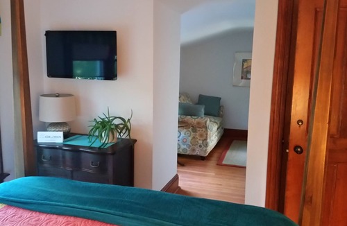 Amagansett North Bed & Breakfast | 434 on Main