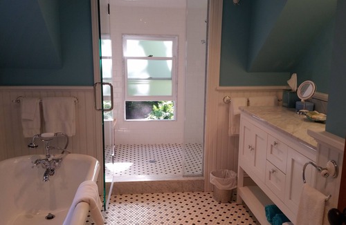 Amagansett North Bed & Breakfast | 434 on Main