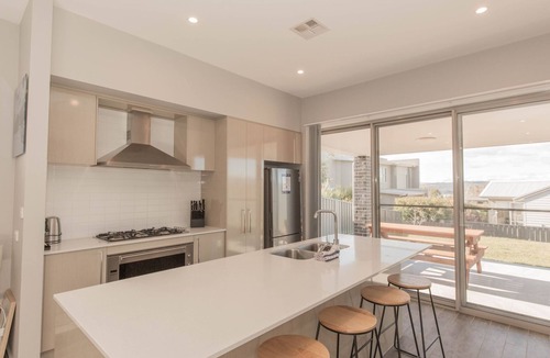 Jindabyne House | 43A Twynam Street - Snowfall