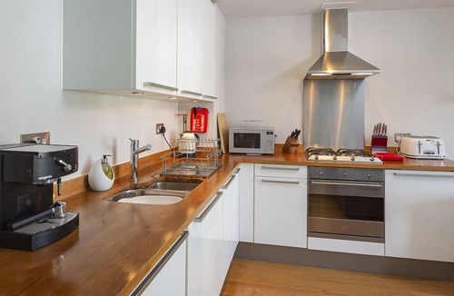 Dartmouth Cottage | 44 Dart Marina