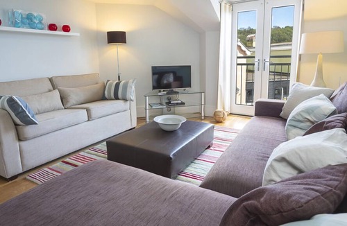 Dartmouth Cottage | 44 Dart Marina