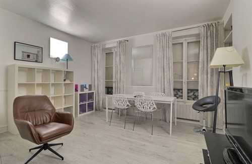 Ternes Apartment | 44 m² Apartment ∙ 1 bedroom ∙ 2 guests