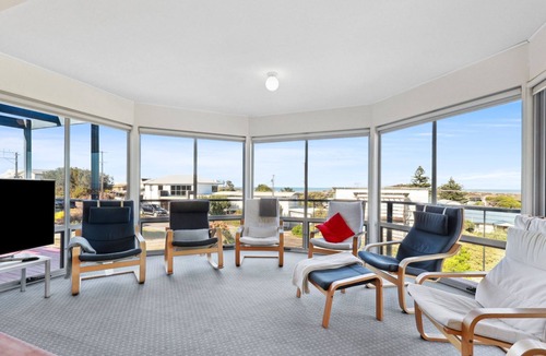 Goolwa Beach House | 44 Neighbour Ave, Goolwa Beach