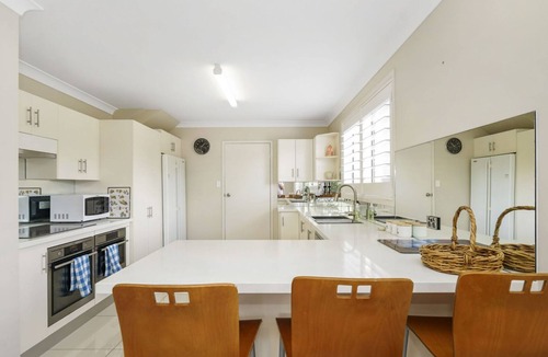 Long Jetty House | 44 Oaks Avenue, No:4