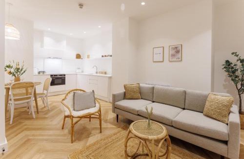 RopeWalks Apartment | 44 Renshaw Apart Hotel