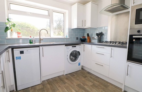 Pagham Cottage | 44 West Front Road