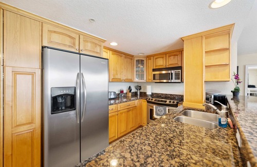 Clearwater Beach Apartment | 445 Clearwater Hamden