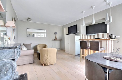 Quartier de l'Ecole-Militaire Apartment | 45 m² Apartment ∙ 1 bedroom ∙ 2 guests