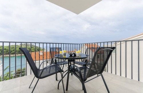 Tribunj Apartment | 45 m² Apartment ∙ 1 bedroom ∙ 4 guests