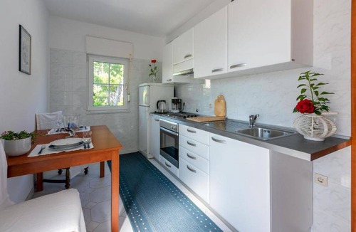 Rab Apartment | 45 m² Apartment ∙ 1 bedroom ∙ 2 guests
