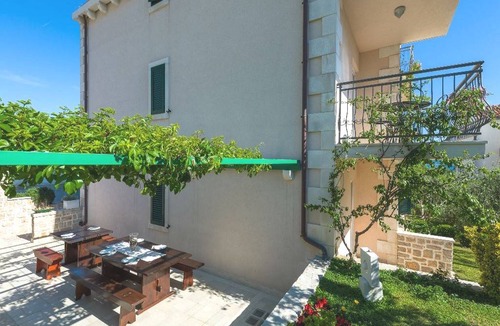 Bol Apartment | 45 m² Apartment ∙ 1 bedroom ∙ 2 guests