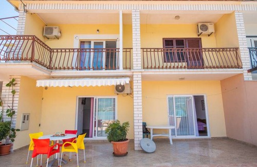 Municipality of Trogir Apartment | 45 m² Apartment ∙ 1 bedroom ∙ 4 guests