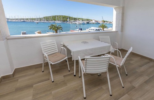 Rogoznica Apartment | 45 m² Apartment ∙ 1 bedroom ∙ 3 guests