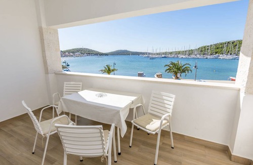 Rogoznica Apartment | 45 m² Apartment ∙ 1 bedroom ∙ 3 guests